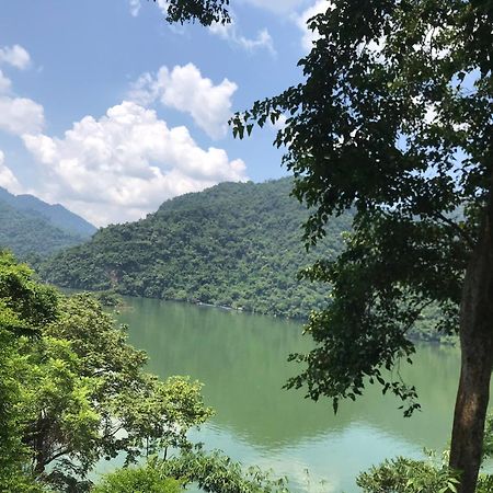 Hoang Quan Homestay Ba Be Bagian luar foto
