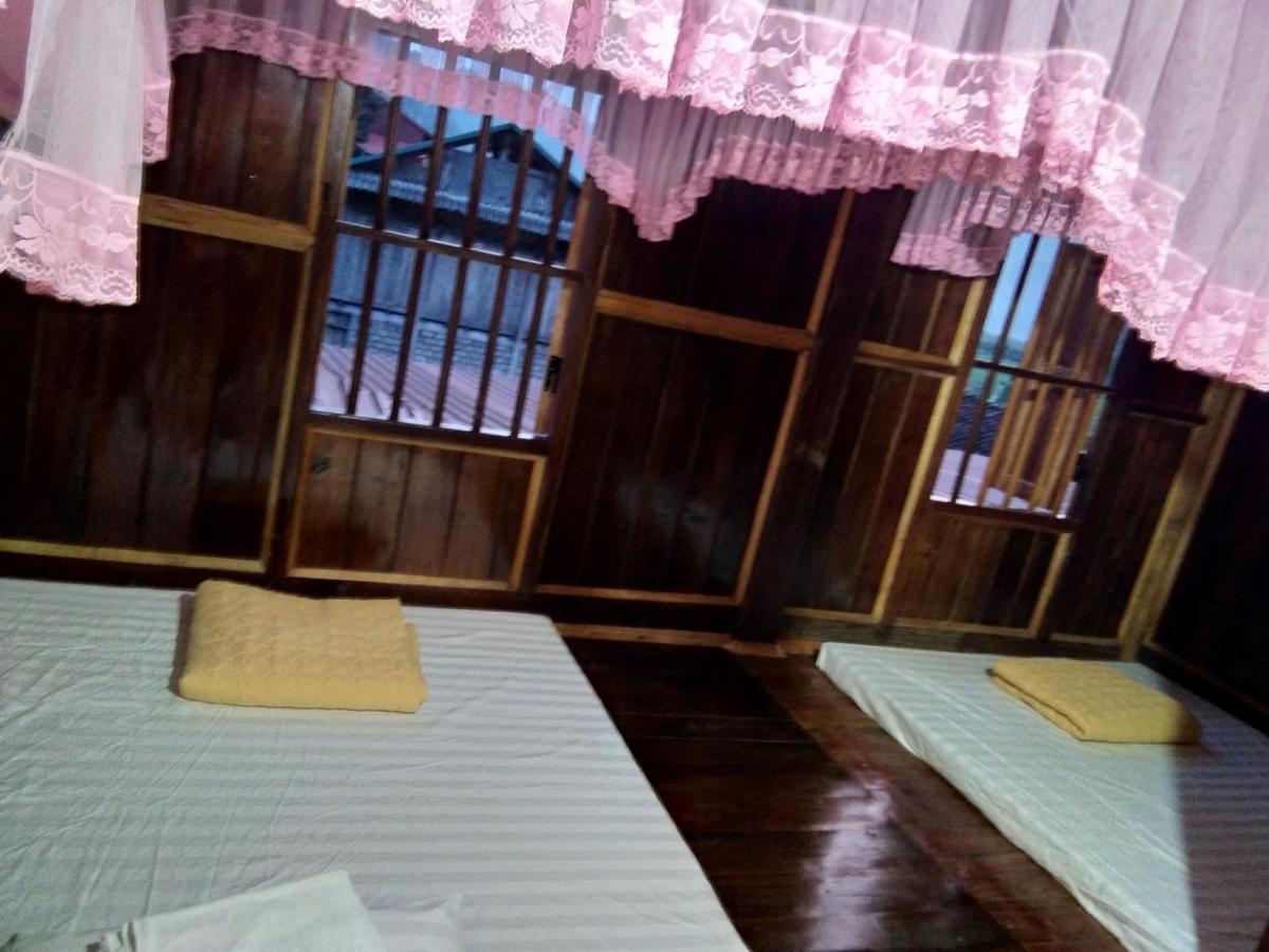 Hoang Quan Homestay Ba Be Bagian luar foto