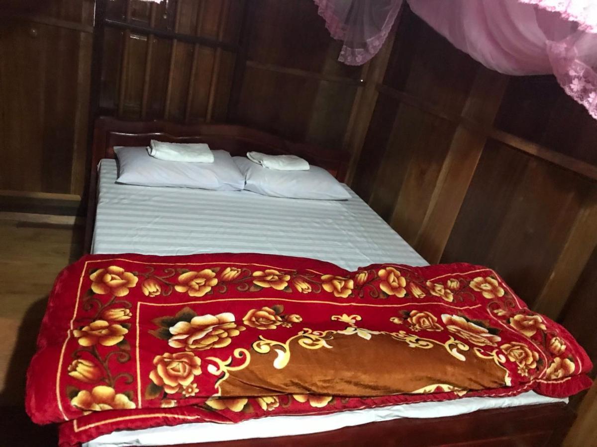 Hoang Quan Homestay Ba Be Bagian luar foto