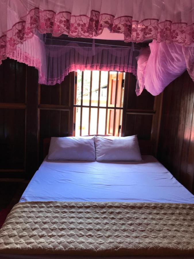 Hoang Quan Homestay Ba Be Bagian luar foto