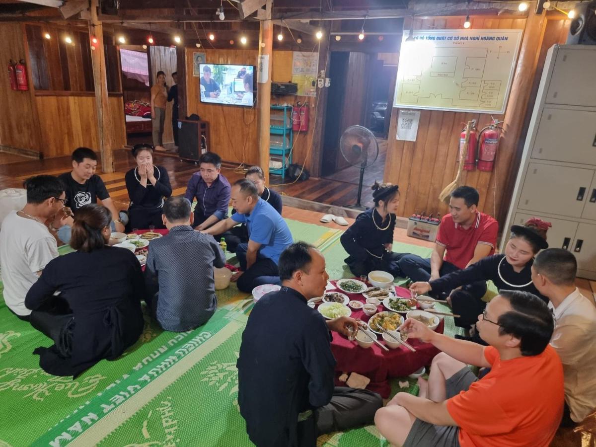 Hoang Quan Homestay Ba Be Bagian luar foto