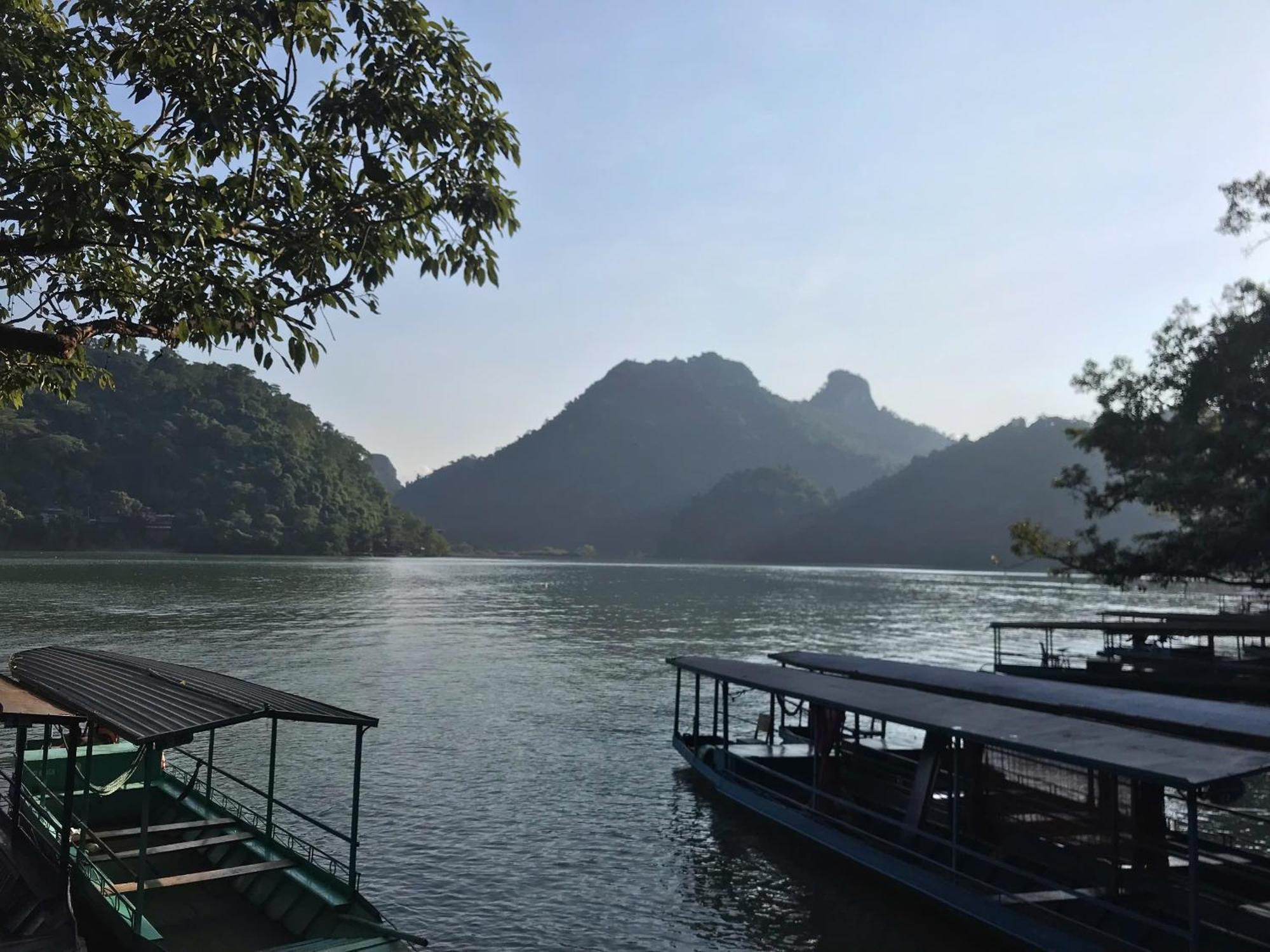 Hoang Quan Homestay Ba Be Bagian luar foto